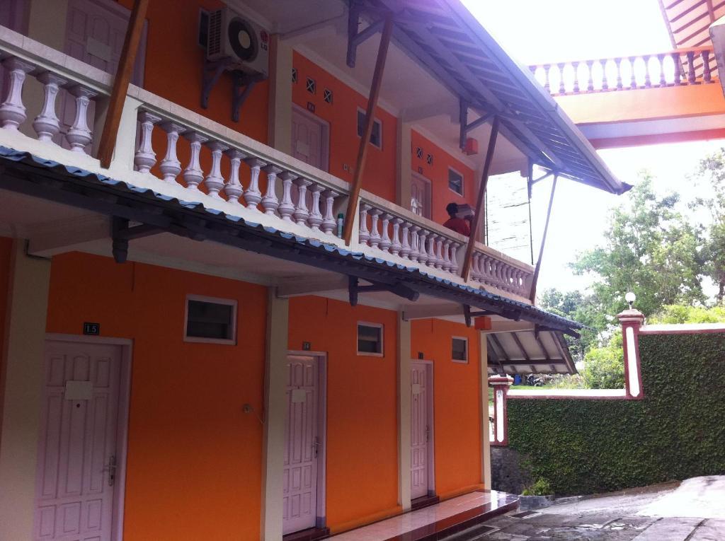 Hotel Adinda Parangtritis Buitenkant foto